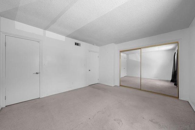 6787 Alvarado Rd 5, San Diego, CA 92120