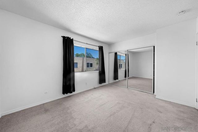 6787 Alvarado Rd 5, San Diego, CA 92120