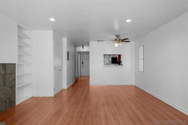 6787 Alvarado Rd 5, San Diego, CA 92120