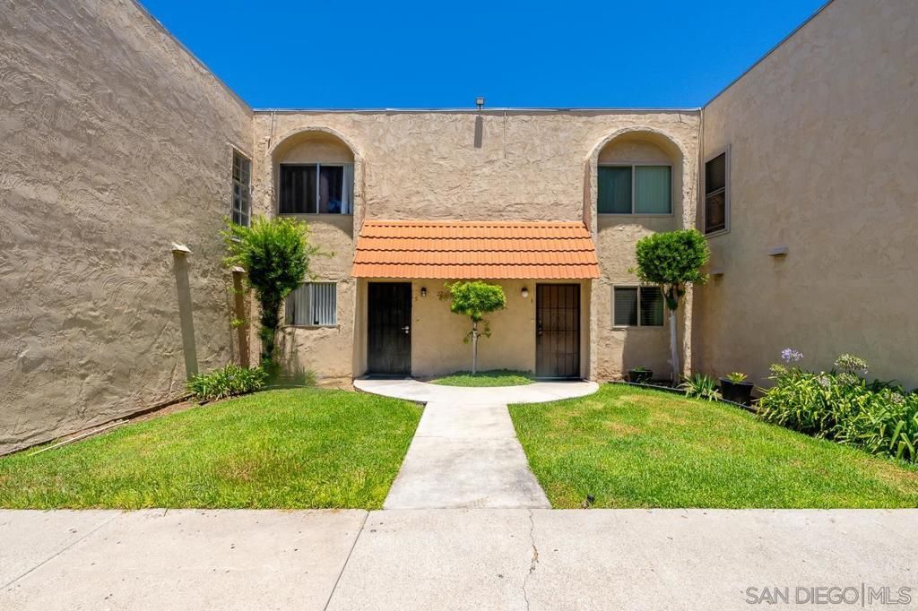 6787 Alvarado Rd 5, San Diego, CA 92120