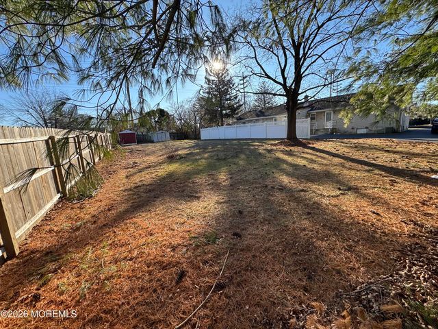 121-123 Stone Road, Union Beach, NJ 07735