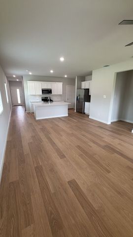 888 Sunflower Road, Lavon, TX 75166