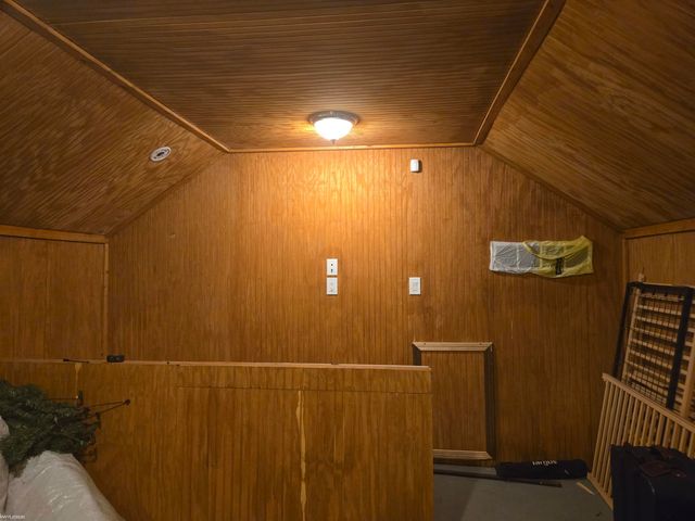 13201 Speaker Road, Yale, MI 48097