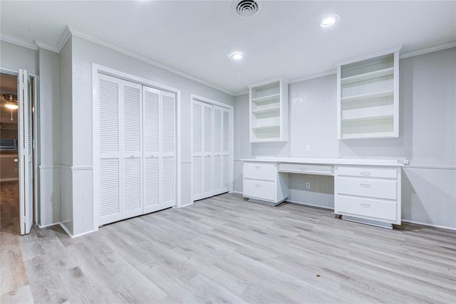 2126 Fir Springs Drive, Houston, TX 77339