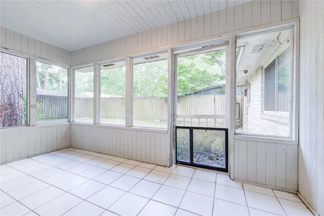 2126 Fir Springs Drive, Houston, TX 77339