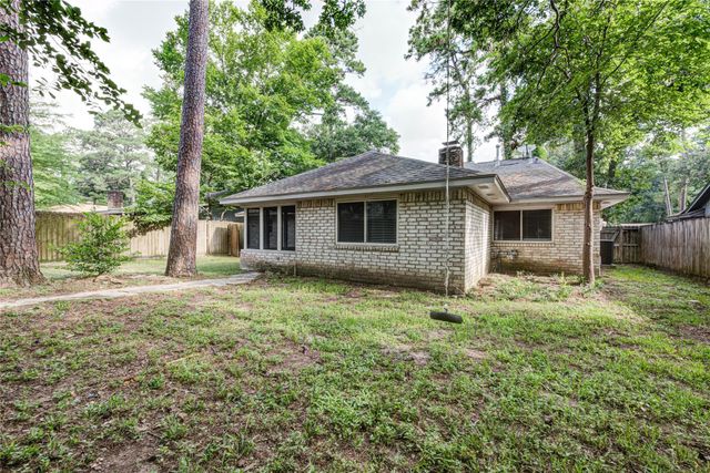 2126 Fir Springs Drive, Houston, TX 77339