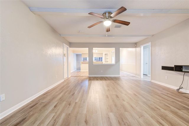2126 Fir Springs Drive, Houston, TX 77339