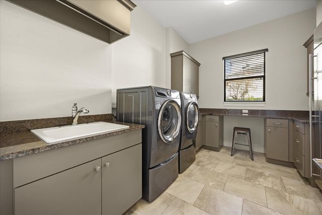 12120 MONTALCINO CIRCLE, Windermere, FL 34786