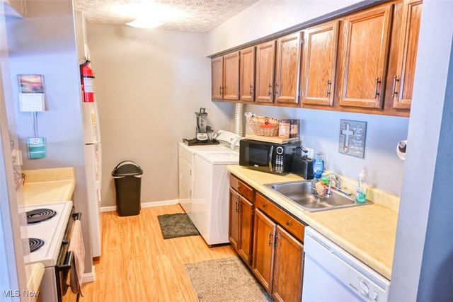 285 Ivy Hill Lane B-18, Medina, OH 44256