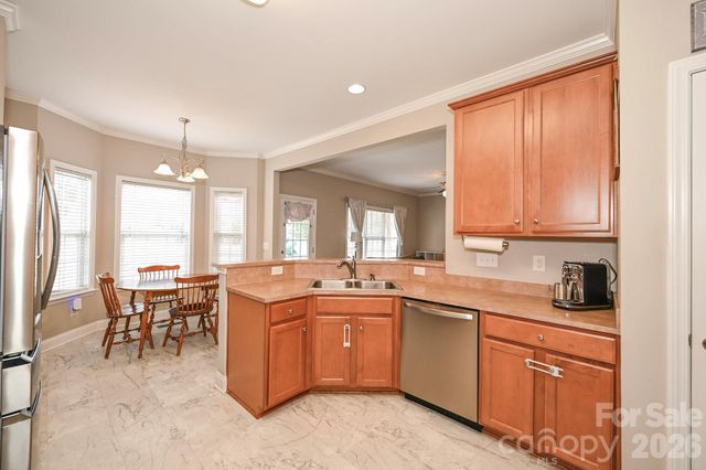 2820 Loxdale Farms Drive 14, Monroe, NC 28110