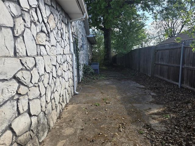 9416 Lyric Lane, Midwest City, OK 73130