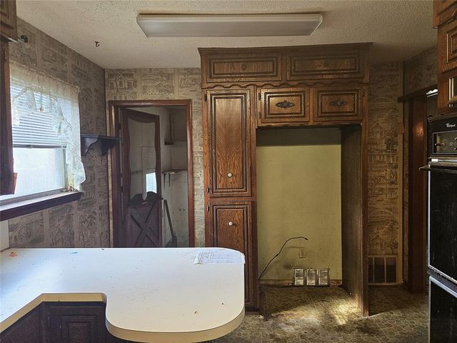 9416 Lyric Lane, Midwest City, OK 73130