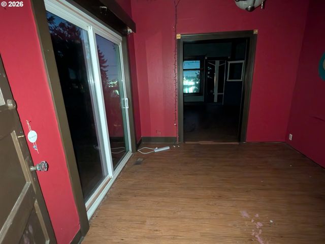 10511 Nw 3RD St, Portland, OR 97231