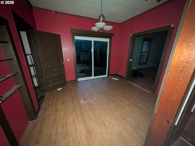 10511 Nw 3RD St, Portland, OR 97231