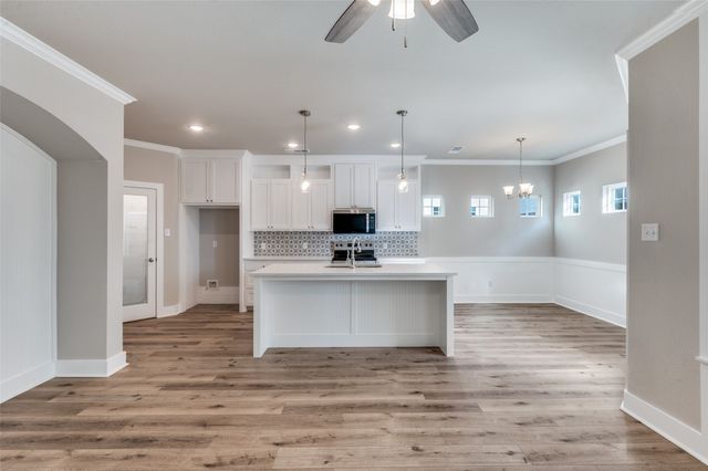 104 Market Street, Lake Dallas, TX 75065