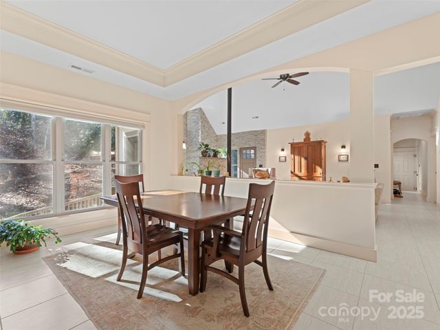 829 Kelly Mountain Road, Brevard, NC 28712