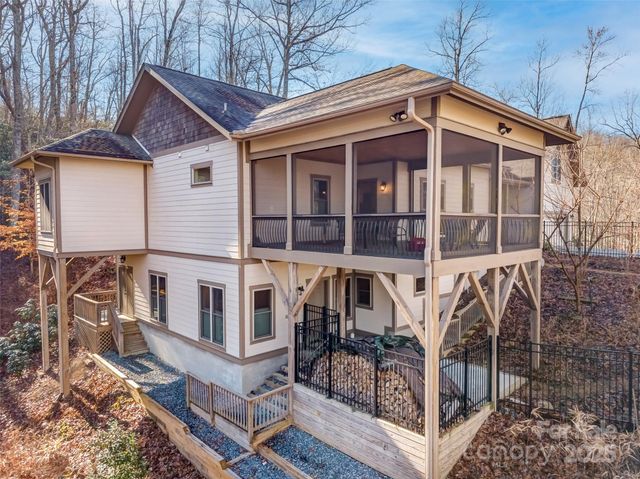 829 Kelly Mountain Road, Brevard, NC 28712