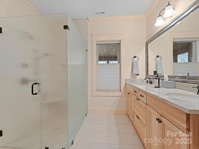 829 Kelly Mountain Road, Brevard, NC 28712