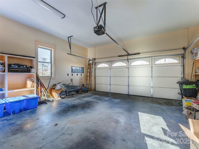 829 Kelly Mountain Road, Brevard, NC 28712