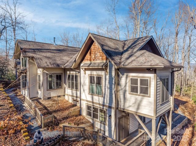 829 Kelly Mountain Road, Brevard, NC 28712