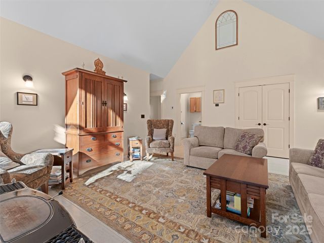 829 Kelly Mountain Road, Brevard, NC 28712