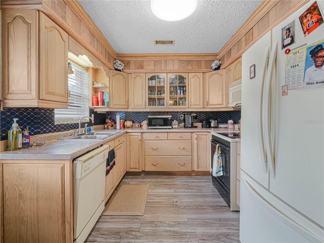 129 W NORTHSIDE DRIVE, Lake Wales, FL 33853