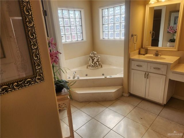 3101 Violet Avenue, Mcallen, TX 78504