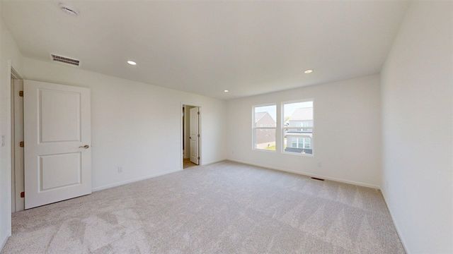 826 Kuss Drive, Saline, MI 48176