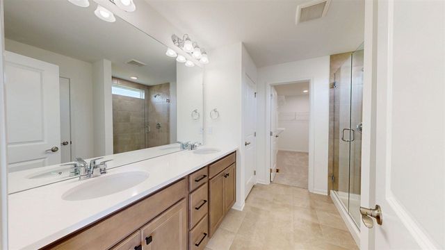 826 Kuss Drive, Saline, MI 48176