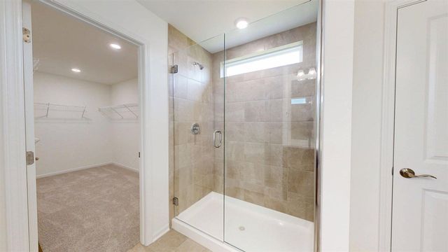 826 Kuss Drive, Saline, MI 48176