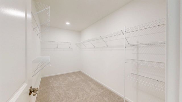 826 Kuss Drive, Saline, MI 48176