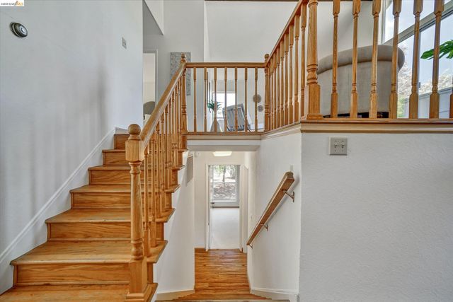 2826 Wright Ave, Pinole, CA 94564