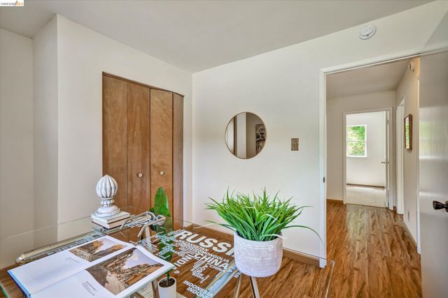 2826 Wright Ave, Pinole, CA 94564