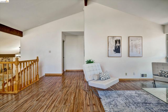 2826 Wright Ave, Pinole, CA 94564