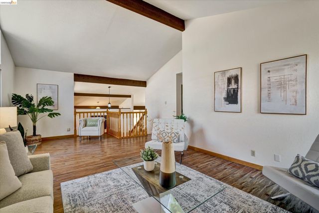 2826 Wright Ave, Pinole, CA 94564