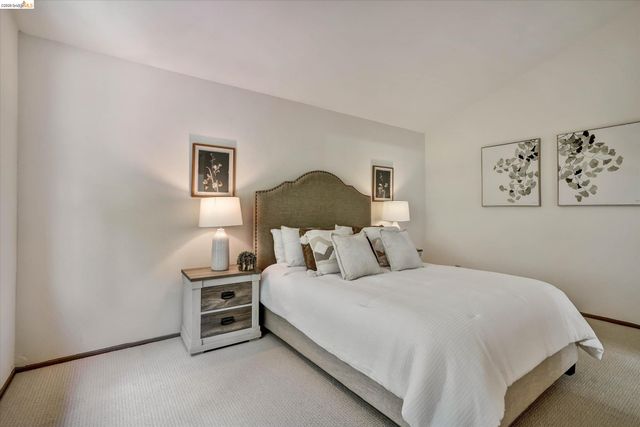 2826 Wright Ave, Pinole, CA 94564