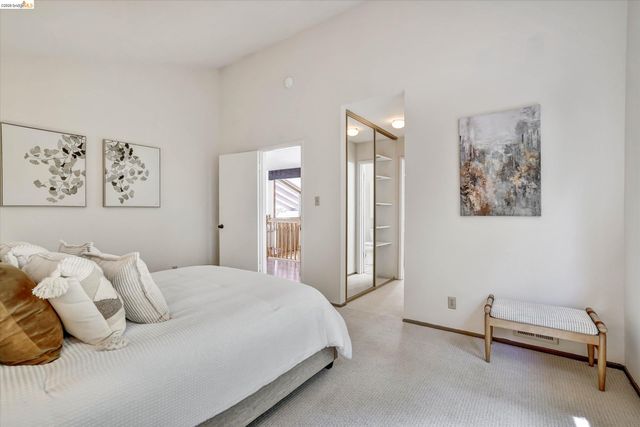 2826 Wright Ave, Pinole, CA 94564