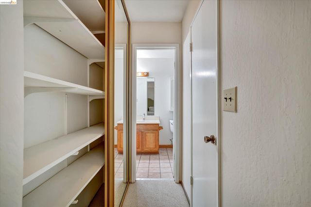 2826 Wright Ave, Pinole, CA 94564