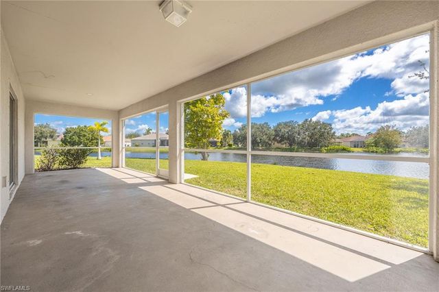 2560 Hawks Preserve DR, Fort Myers, FL 33905