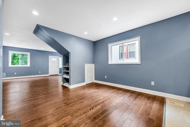 14 W PROVIDENCE RD, Lansdowne, PA 19050