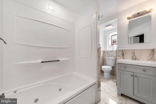 14 W PROVIDENCE RD, Lansdowne, PA 19050