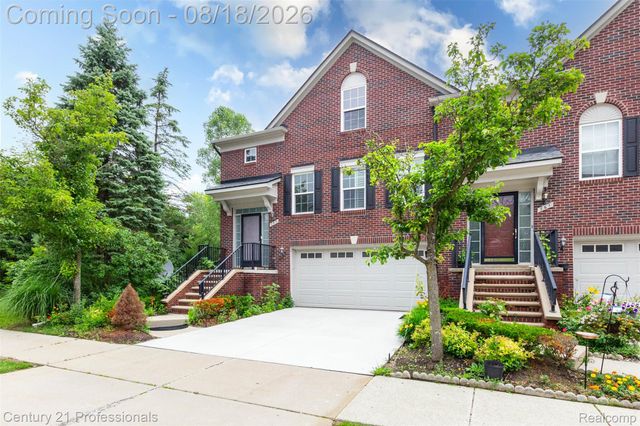 757 Sandalwood Drive, Troy, MI 48085