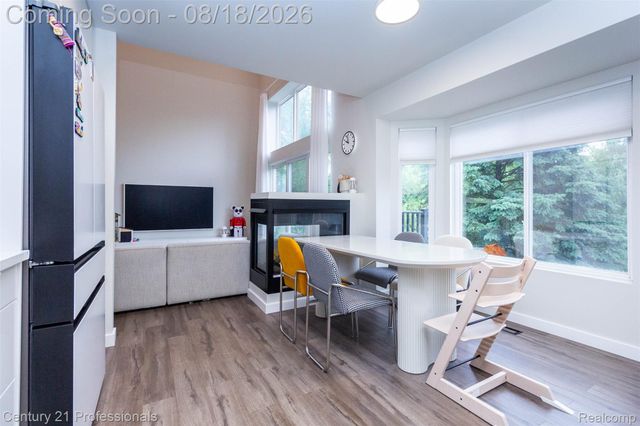 757 Sandalwood Drive, Troy, MI 48085