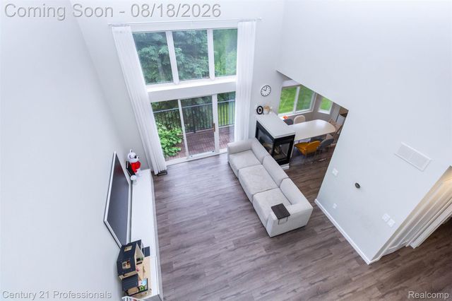757 Sandalwood Drive, Troy, MI 48085