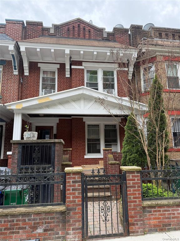110 sunnyside Avenue, Brooklyn, NY 11207