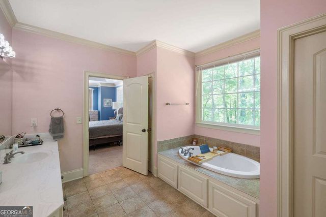 1774 Bridge Water Creek, Bishop, GA 30621