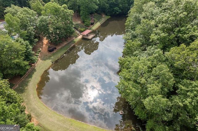 1774 Bridge Water Creek, Bishop, GA 30621