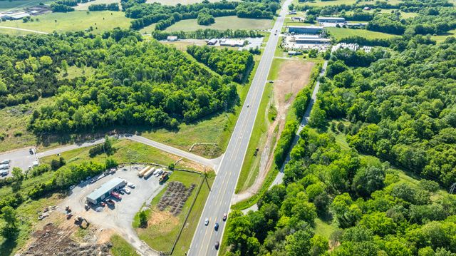 1094 New Highway 7, Columbia, TN 38401