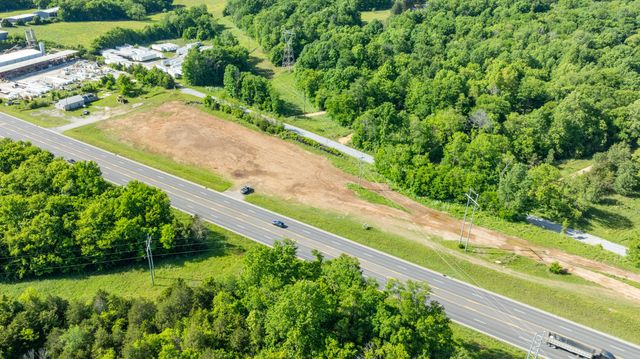 1094 New Highway 7, Columbia, TN 38401