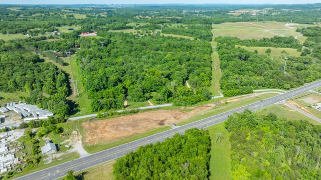 1094 New Highway 7, Columbia, TN 38401